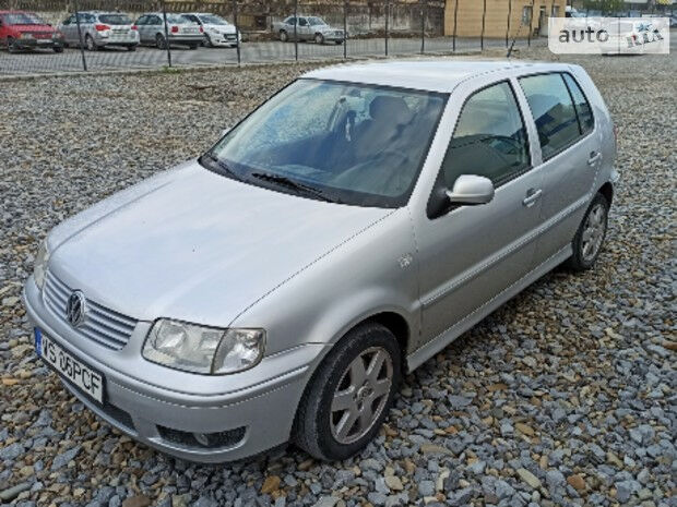 Volkswagen Polo 2000 года