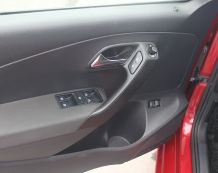 Volkswagen Polo 2012 года - Фото 9 авто