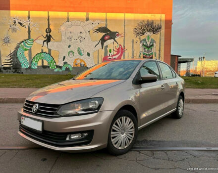 Volkswagen Polo 2015 року - Фото 1 автомобіля