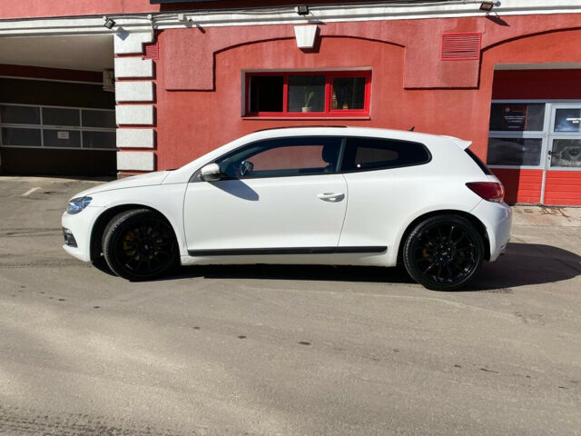 Volkswagen Scirocco 2011 года