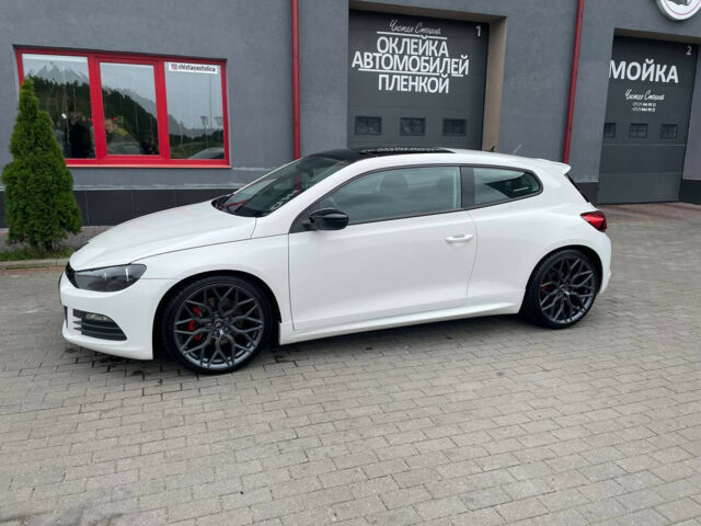 Volkswagen Scirocco 2009 року