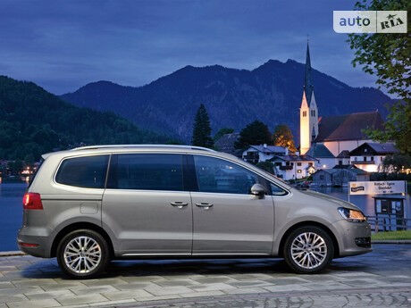 Фольксваген Шаран 1999 года Volkswagen Sharan 1999 года