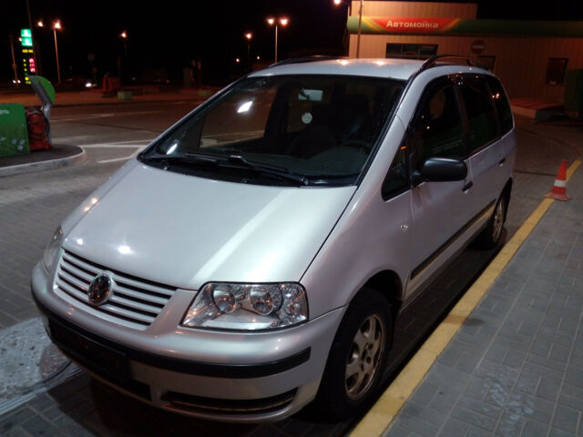 Volkswagen Sharan 2000 року