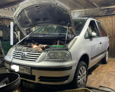 Volkswagen Sharan 2001 года - Фото 1 авто