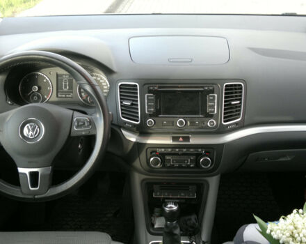 Volkswagen Sharan 2011 года - Фото 5 авто