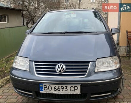 Volkswagen Sharan 2005 года