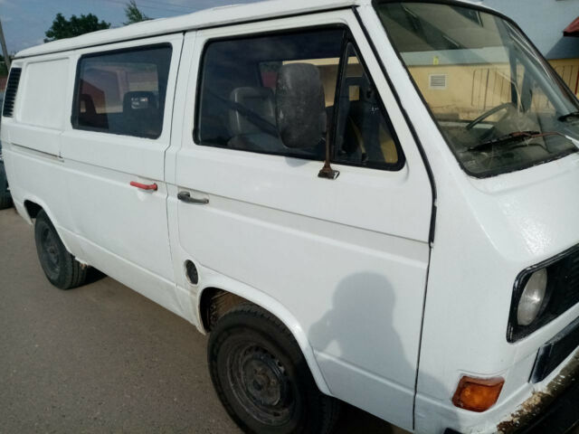 Volkswagen T (Transporter) 1989 року