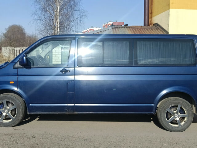 Volkswagen T (Transporter) 2005 року