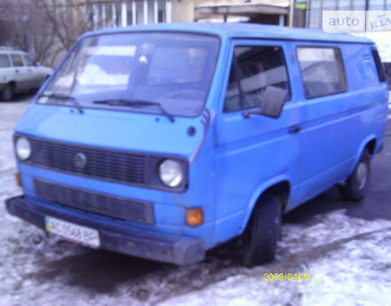 Фото на відгук з оцінкою 4.2   про авто Volkswagen T2 (Transporter) пасс. 1990 року випуску від автора “Шведюк Сергей Александрович” з текстом: Владел автобусиком 4 года, дизель ААZ со снятой турбиной. Кузов белый, пассажир, 8 мест, без пере...