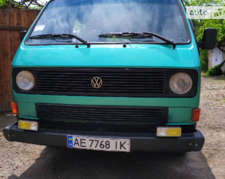 Фото на отзыв с оценкой 5 о Volkswagen T3 (Transporter) груз-пасс. 1981 году выпуска от автора "Денис" с текстом: Т3, это состояние души и стиль жизни. Отличная машина для путешествий и отдыха. Ремонт в основном...