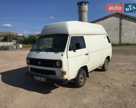 Фото на відгук з оцінкою 3.8   про авто Volkswagen T3 (Transporter) пасс. 1992 року випуску від автора “Валерій” з текстом: За рахунок того, що мотор стоїть ззаді в салоні досить тихо, мягка ходова, приємний в керуванні, ...