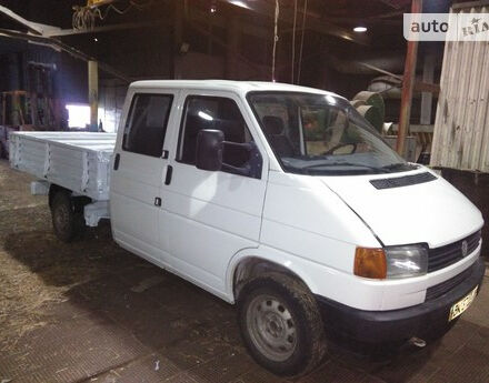 Фото на отзыв с оценкой 5 о Volkswagen T4 (Transporter) груз. 1994 году выпуска от автора "Alexandr" с текстом: очень надежный автомобиль с собой в дорогу не забудь проверить накачана ли запаска в наличие обяз...