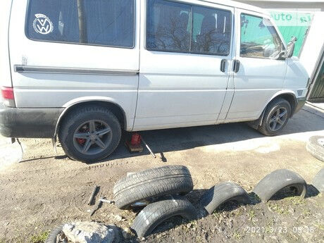Volkswagen T4 (Transporter) пасс. 1998 года