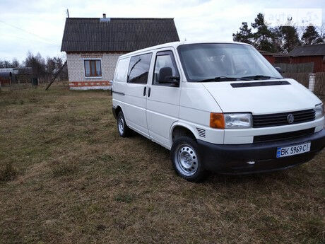 Volkswagen T4 (Transporter) пасс. 1997 року