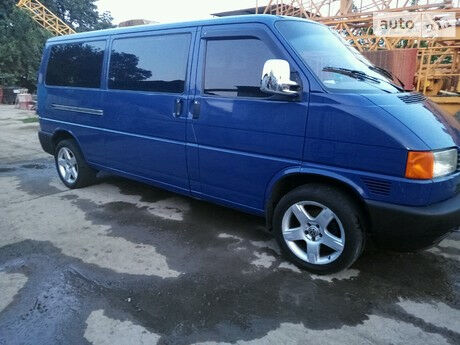 Volkswagen T4 (Transporter) пасс. 2000 року