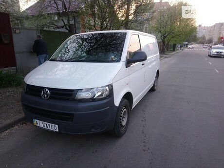 Volkswagen T5 (Transporter) груз. 2010 года