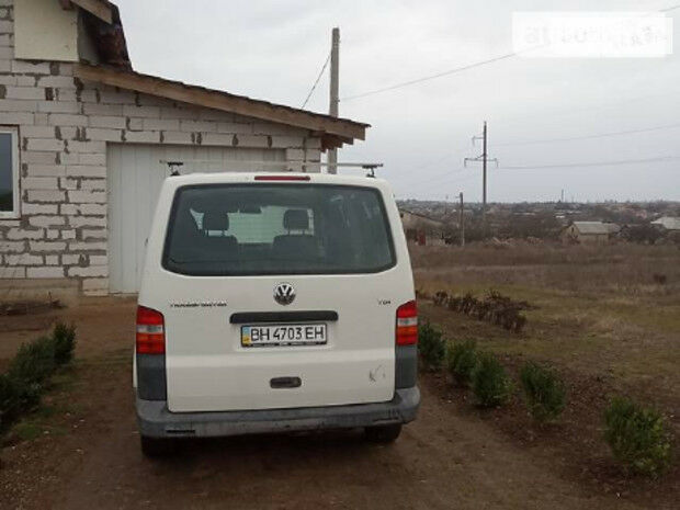 Volkswagen T5 (Transporter) груз. 2006 года