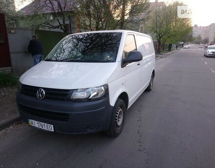 Volkswagen T5 (Transporter) груз. 2010 года