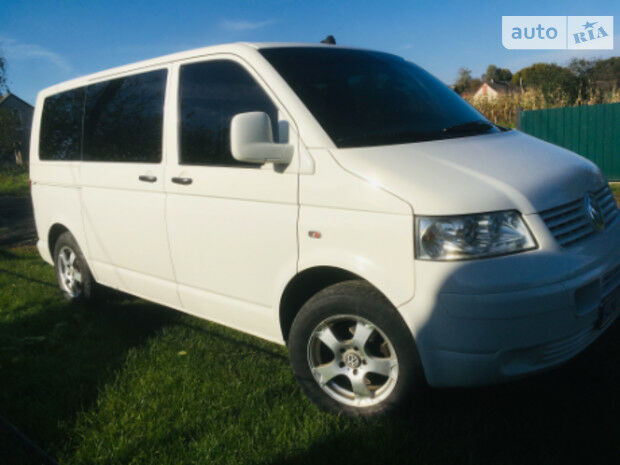 Volkswagen T5 (Transporter) пасс. 2006 года