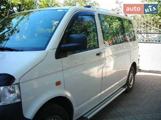 Volkswagen T5 (Transporter) пасс. 2007 року