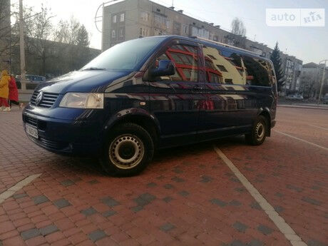 Volkswagen T5 (Transporter) пасс. 2008 року