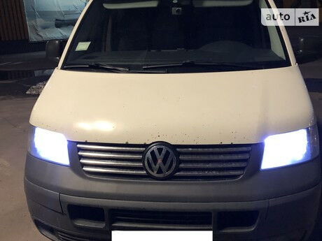 Volkswagen T5 (Transporter) пасс. 2007 года