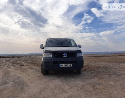 Фото на отзыв с оценкой 5 о Volkswagen T5 (Transporter) пасс. 2008 году выпуска от автора "Денис Коммерция" с текстом: Машина невероятнаяРасход 8 литров по Одессе с пробкамиМотор 1,9 дизель, когда купил думать не буд...