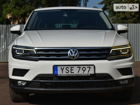 Фольксваген Тигуан 2017 року Volkswagen Tiguan 2017 року