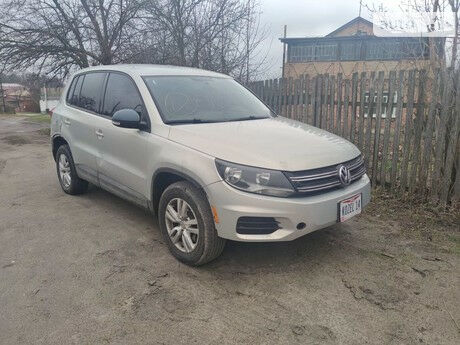 Фольксваген Тигуан 2013 року Volkswagen Tiguan 2013 року