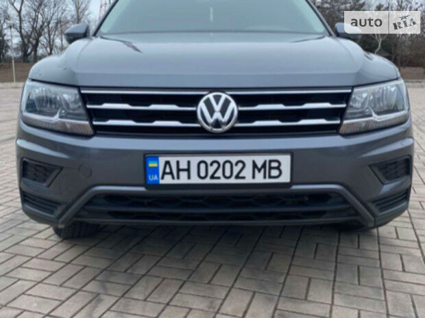 Volkswagen Tiguan 2019 года