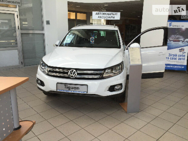 Volkswagen Tiguan 2015 года