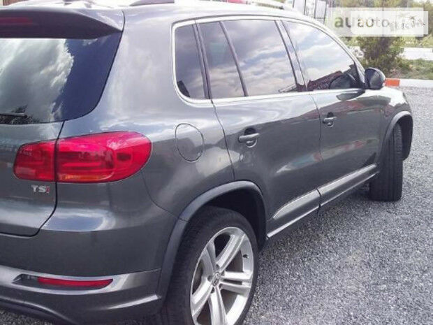 Volkswagen Tiguan 2016 року