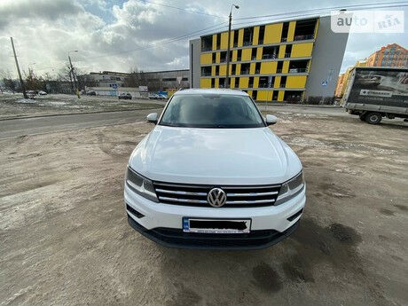 Volkswagen Tiguan 2019 года