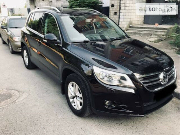 Volkswagen Tiguan 2010 года