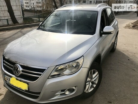 Volkswagen Tiguan 2009 года