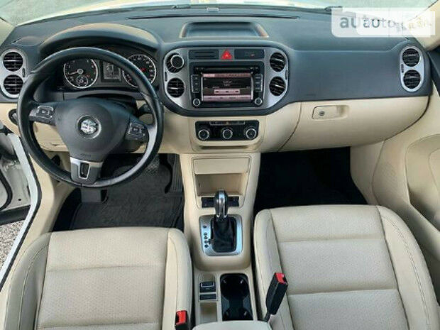 Volkswagen Tiguan 2010 года