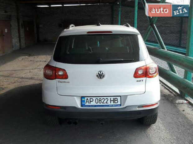 Volkswagen Tiguan 2010 года