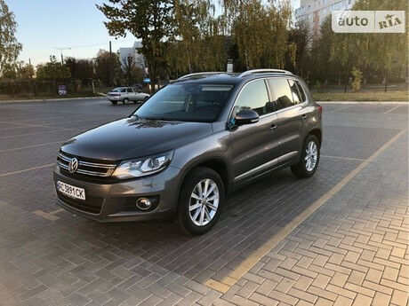 Volkswagen Tiguan 2012 года