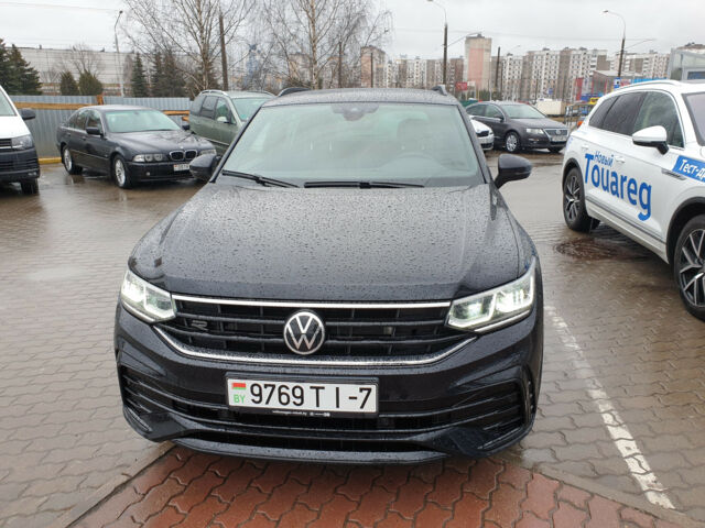 Фольксваген Тигуан 2021 року Volkswagen Tiguan 2021 року