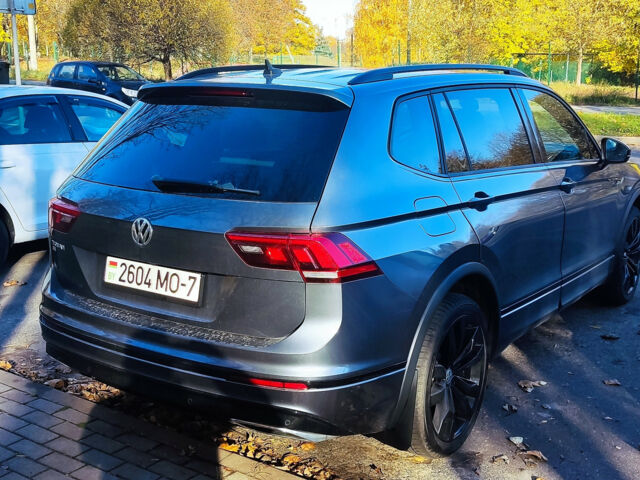 Volkswagen Tiguan 2020 года