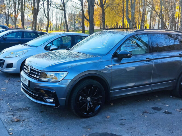 Volkswagen Tiguan 2020 року