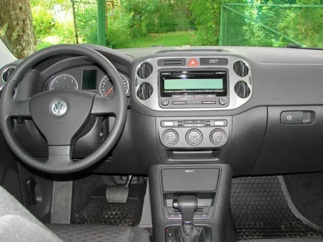 Volkswagen Tiguan 2009 года