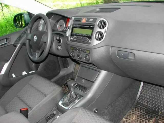 Volkswagen Tiguan 2009 года
