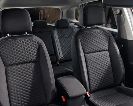 Volkswagen Tiguan 2018 года - Фото 3 авто