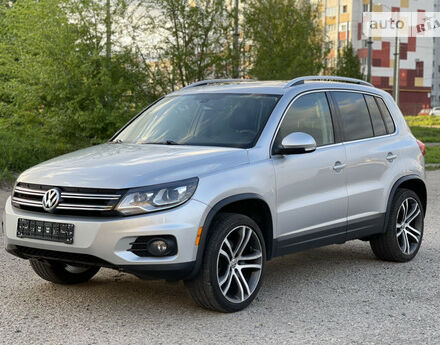 Volkswagen Tiguan 2011 року