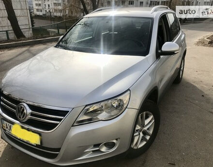 Volkswagen Tiguan 2009 года