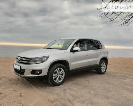 Volkswagen Tiguan 2012 года - Фото 2 авто