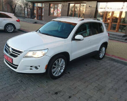 Volkswagen Tiguan 2010 года - Фото 3 авто