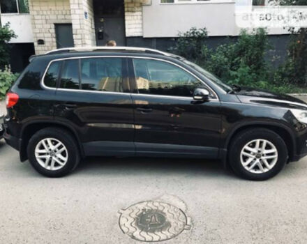 Volkswagen Tiguan 2010 года - Фото 3 авто