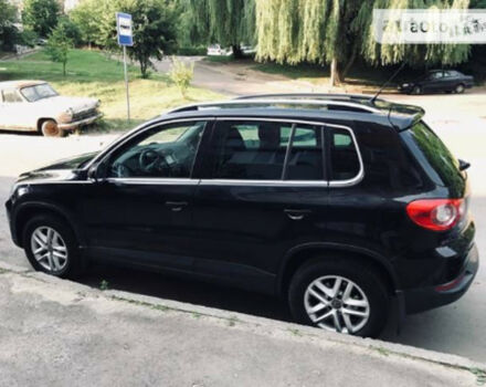 Volkswagen Tiguan 2010 года - Фото 4 авто